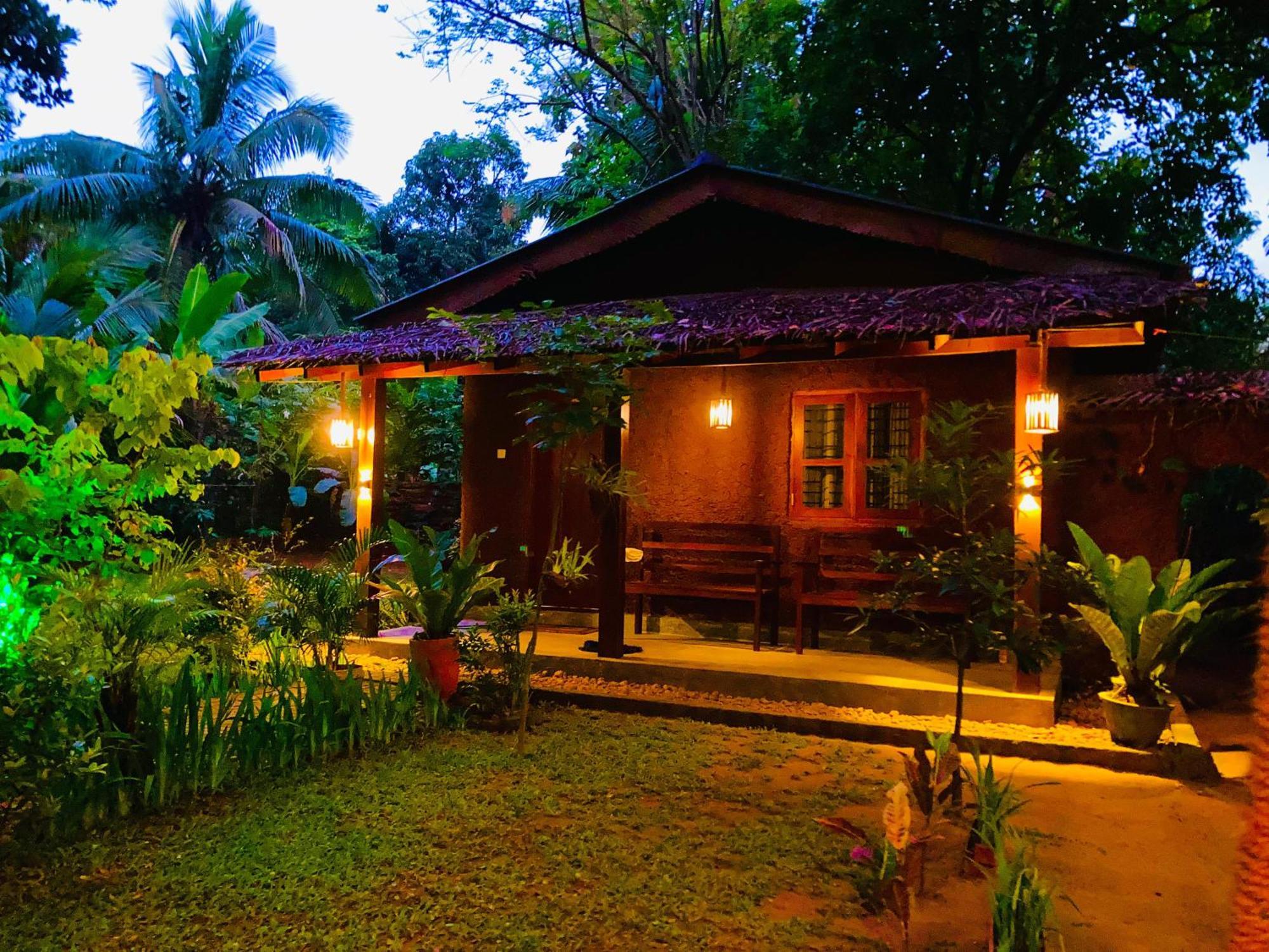 Green Paradise Cottage Udawalawa Udawalawe Exteriör bild