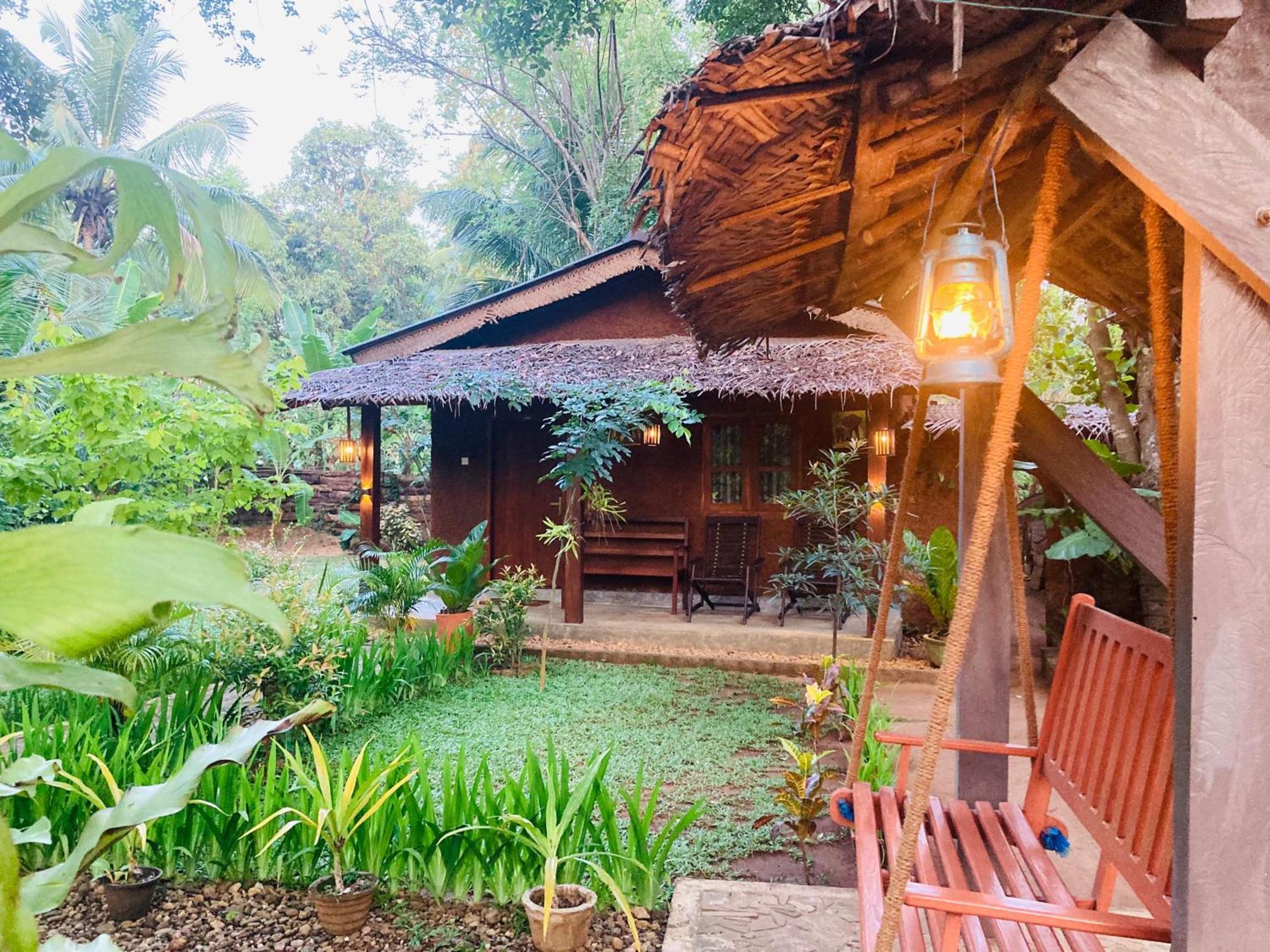 Green Paradise Cottage Udawalawa Udawalawe Exteriör bild